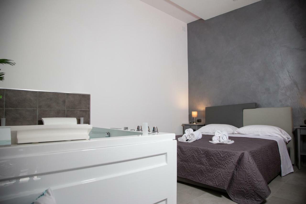 Camera18 Suite Napoli Dış mekan fotoğraf